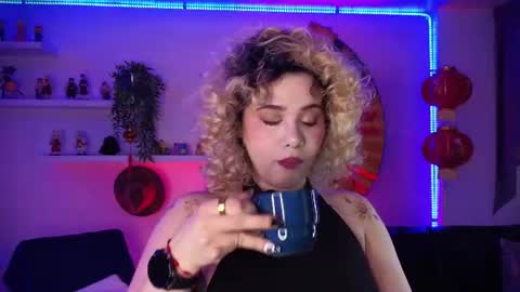 albaandthayron online show from July 1, 12:14 pm