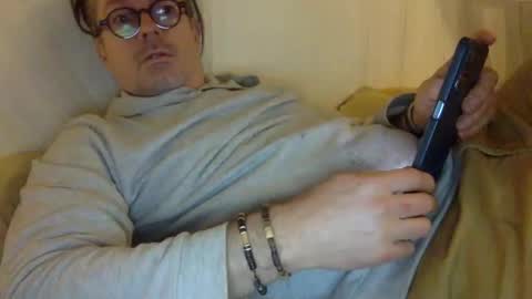 albandant online show from December 21, 10:54 am