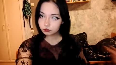 alberthamazierski online show from October 28, 5:47 pm