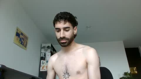 alcoholicmannn online show from October 31, 1:00 pm