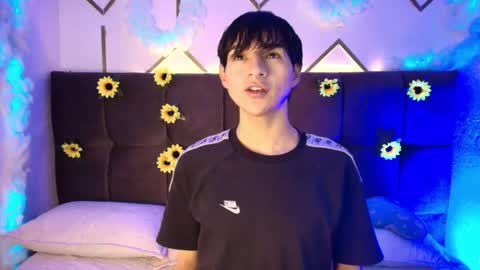 ale_aurarashi online show from April 27, 12:25 pm
