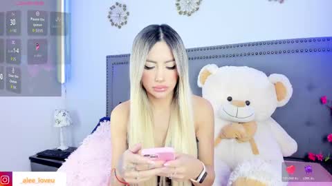 ALE LOVE online show from April 27, 11:35 pm