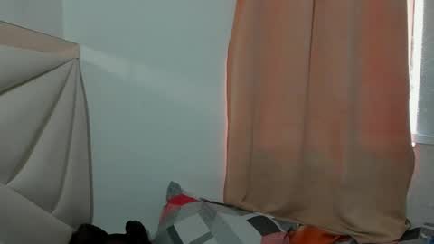 ale_noah_xxx online show from July 2, 2:33 pm