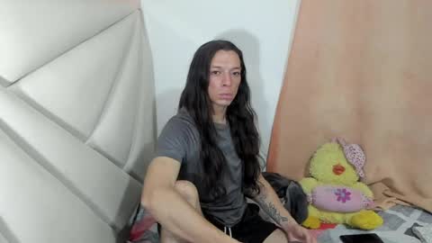 ale_noah_xxx online show from July 7, 7:23 am