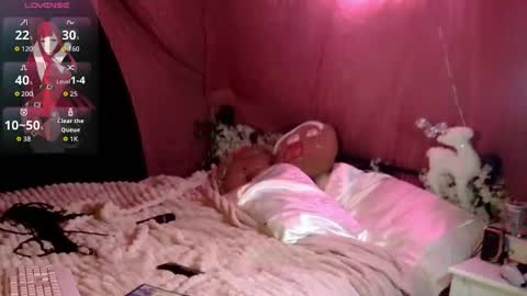 Aleena Che online show from December 16, 12:07 am