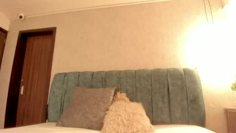 Aleera online show from May 2, 8:36 pm