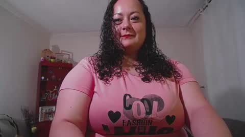 Snapshot of aleia_taylor chatting on October 3, 4:21 am aleia taylor online show from October 3, 4:21 am