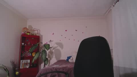 Snapshot of aleia_taylor chatting on October 4, 4:32 am aleia taylor online show from October 4, 4:32 am