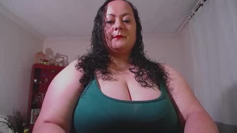 Snapshot of aleia_taylor chatting on September 25, 5:14 am aleia taylor online show from September 25, 5:14 am