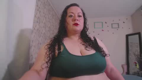 Snapshot of aleia_taylor chatting on February 23, 8:33 pm aleia taylor online show from February 23, 8:33 pm