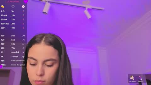 Alejandra online show from February 10, 11:46 am