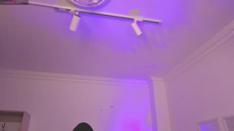 Alejandra online show from June 11, 11:41 am