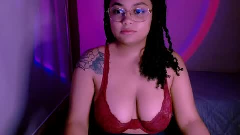Alejandra  online show from June 20, 1:01 am