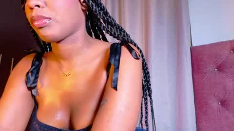 alejandra_dunn1 online show from July 18, 8:11 pm