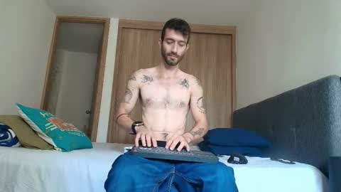 Alejandro Hernndez online show from February 3, 4:44 pm