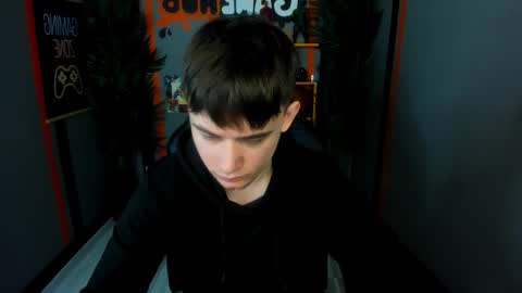 Alejandro online show from March 18, 6:19 am