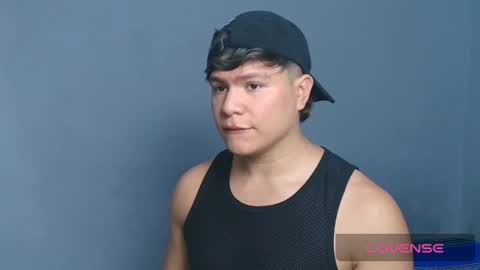 Alejandro G online show from November 17, 2:25 am