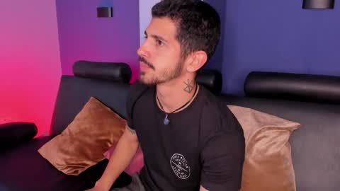 Alejo  online show from February 1, 2:19 am