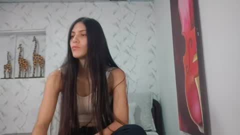 alejaxxxhot online show from January 20, 4:23 pm