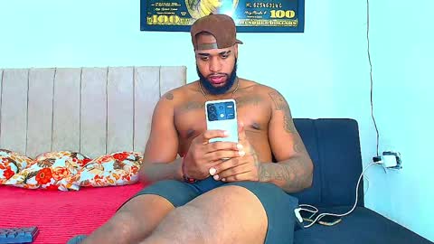 alejo_21cm online show from May 26, 6:30 am