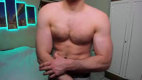 aleks_brown online show from June 19, 10:16 pm