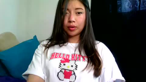 QUEEN OFF MILk  IM BACK  15 NOV online show from June 28, 7:10 pm