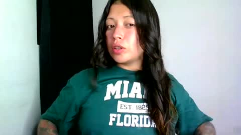QUEEN OFF MILk  IM BACK  15 NOV online show from August 3, 12:01 am