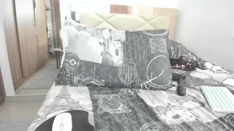 Alessa Moreno online show from March 11, 5:46 pm