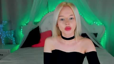 alessakiss online show from April 27, 2:20 am