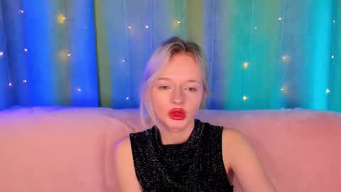 alessakiss online show from April 24, 2:13 am