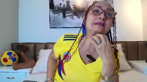 Alessandra online show from June 17, 12:32 pm