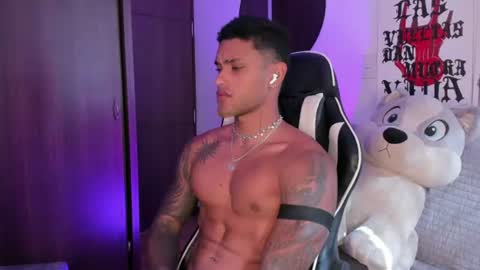 Alessandro Vanni online show from June 20, 1:50 pm