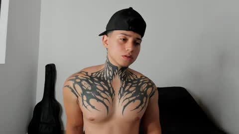Alessandro online show from May 4, 9:54 pm