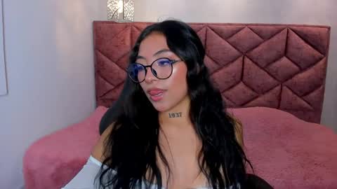 Alessia  online show from May 13, 11:03 pm