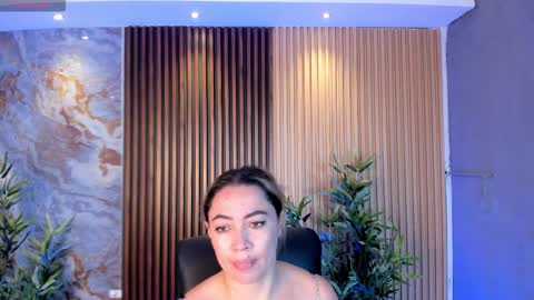 Alessia  Everyday From 0530 to 1430 Col Time online show from September 30, 12:26 pm