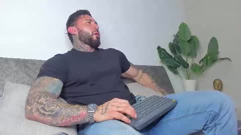 Aless Rose online show from June 25, 9:31 pm