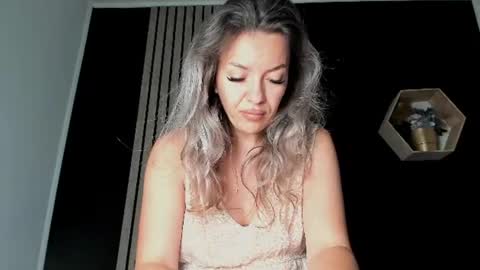 alesys69 online show from August 4, 4:30 am