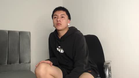 Owen online show from November 26, 2:09 am