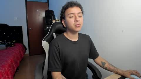 Alex online show from January 9, 12:16 am