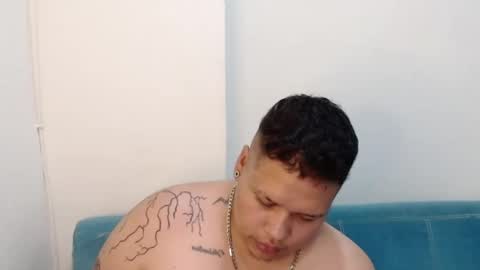 alex_bigclit online show from October 21, 12:49 am