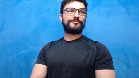 Snapshot of alex_blu chatting on October 22, 10:44 pm Alex online show from October 22, 10:44 pm