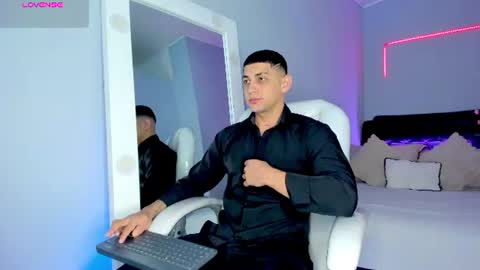 alex online show from July 14, 11:59 am