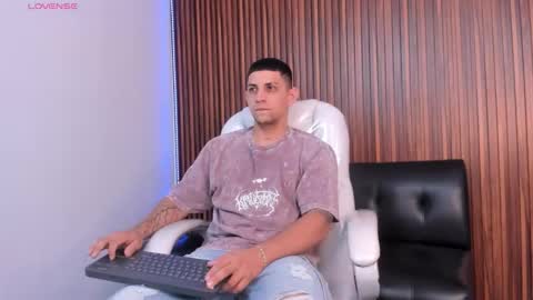 alex online show from January 12, 11:50 am