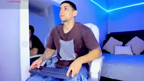 alex online show from June 19, 12:44 pm