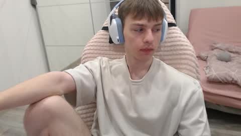 Alex online show from September 23, 10:38 pm