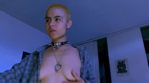 Alex online show from January 10, 8:36 pm