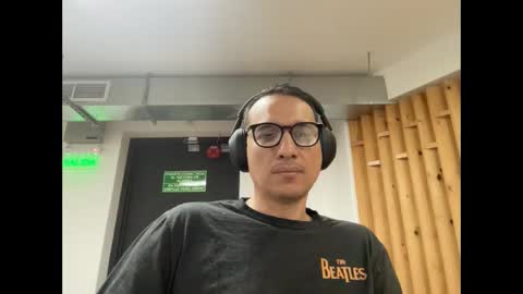 Alex online show from December 16, 4:46 pm