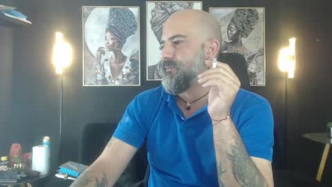 Alex Saints online show from May 3, 12:00 pm