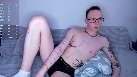 alex_silent online show from June 26, 6:35 pm