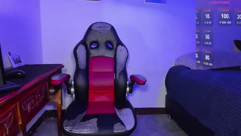     online show from September 26, 1:13 am